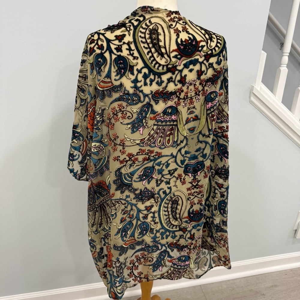 Urban Outfitters Floral Paisley Wrap - Picture 2 of 4